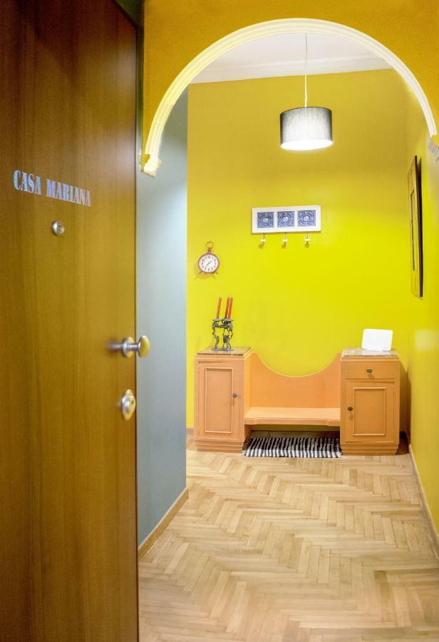 "Casa De Colores", Next To The Metro アテネ エクステリア 写真