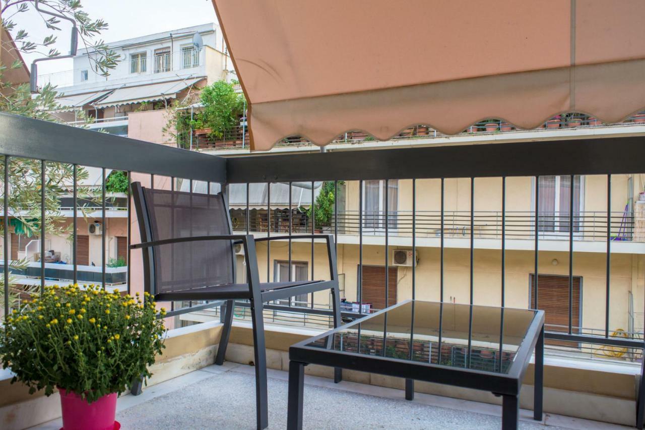 "Casa De Colores", Next To The Metro アテネ エクステリア 写真